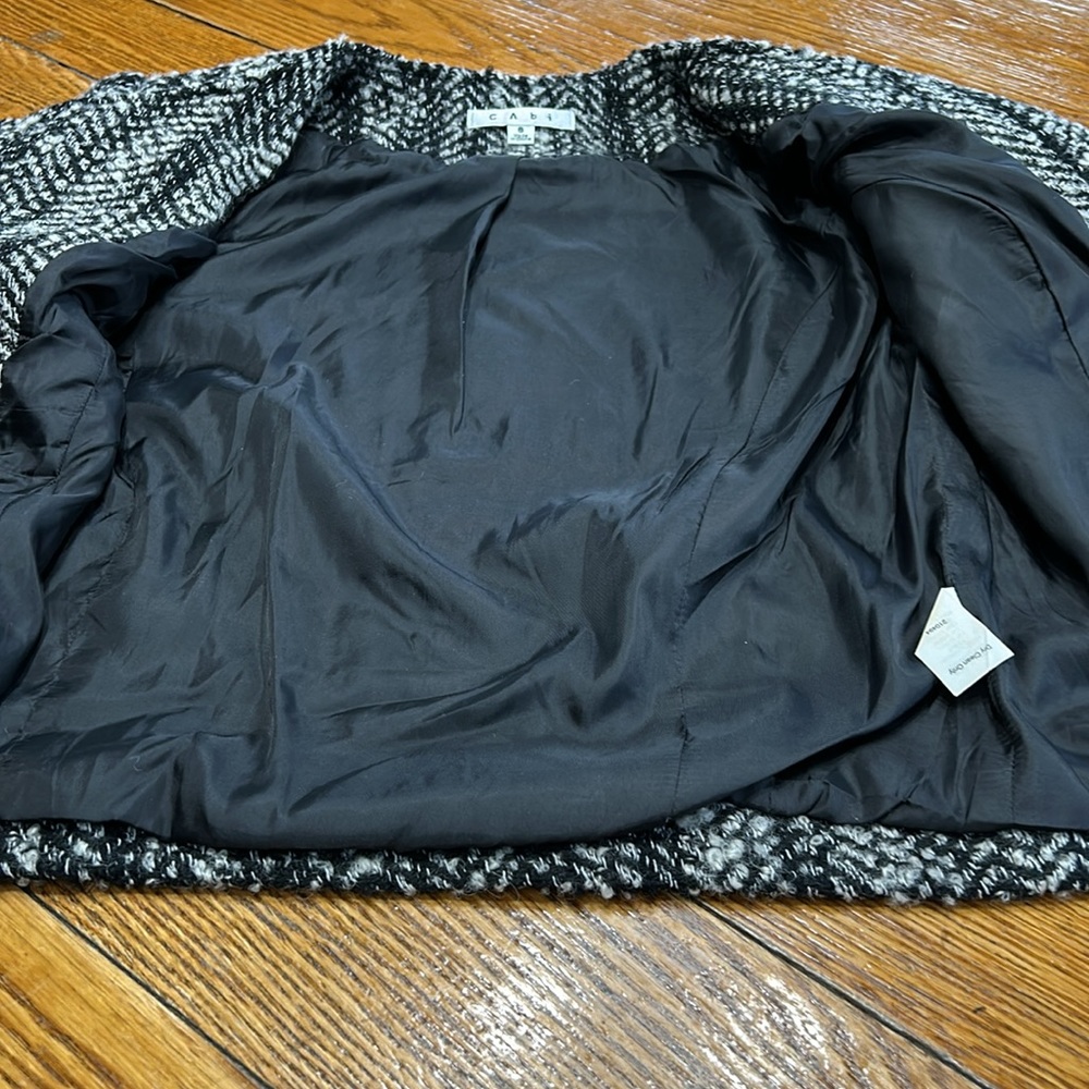 CAbi Mockingbird Tweed Moto Jacket. Zip details. Size 8. Fully lined. - Picture 15 of 15
